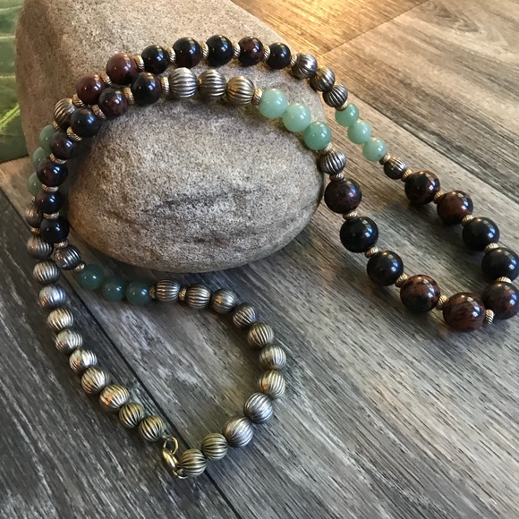 Vintage Jewelry - Colorful Beaded Necklace